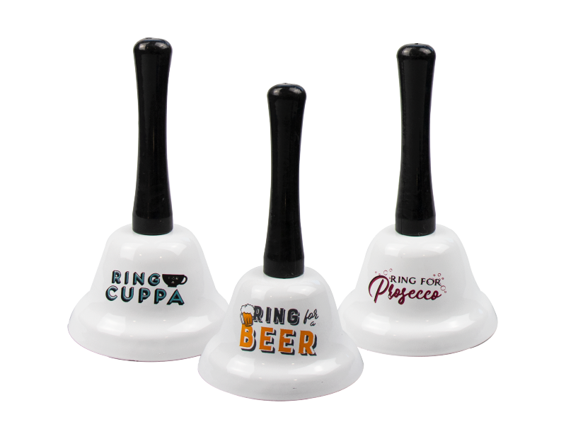 Disse sjove nyhedsklokker er 13 cm høje og har en metalkonstruktion med en indvendig plastring, der er fastgjort af en metalfjeder. Hver nyhedsklokke er komplet med et sjovt og komisk trykt design. BEMÆRK venligst.pga lagerstyring kan vi kun sende en tilf